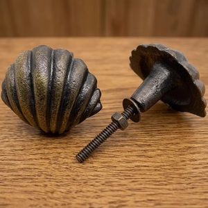 Poignée de meuble en forme de coquille en bronze, moderne et écologique, pour tiroir, armoire, décoration de maison, bureau, salle de bain, chambre, durable - Product Image 6