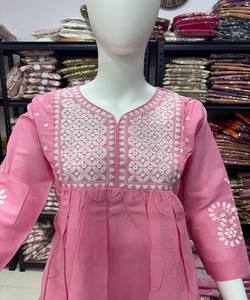 Kurti Palazzo de Lujo con Estampado Digital en Mezcla de Rayón y Algodón, de Secado Rápido, para Mujer, Ropa Casual, Tallas Grandes Disponibles, Prenda Étnica - Product Image 5