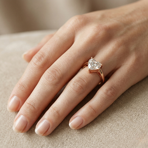 Anillo de Compromiso con Diamante Cultivado en Laboratorio, Corte Corazón, 2.2 CT, Certificado IGI, Oro Sólido de 9k, Anillo de Promesa para Mujer, Regalo de Fiesta, Moderno - Product Image 2