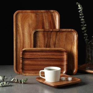 Bandeja de desayuno de madera de lujo con asas de agarre cómodo para servir alimentos, bebidas y aperitivos con elegancia. - Product Image 4