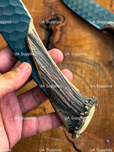 มีดล่าสัตว์แบบใบตายเหล็กกล้าไร้สนิมเกรดอุตสาหกรรม ผลิตโดย UA Supplies ด้ามจับทำจากเขาสัตว์ธรรมชาติ ปลายใบมีดแบบ Drop Point - Product Image 3