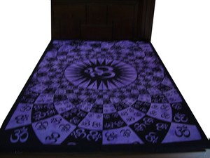 Tapisserie murale indienne avec symbole OM, tye-dye, pour chambre à coucher, bleue - Product Image 2