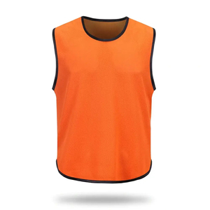 Chalecos de Entrenamiento de Fútbol Reversibles Estampados a Precio Económico, Chalecos de Fútbol Ecológicos, Ligeros y Antibacterianos - Product Image 2
