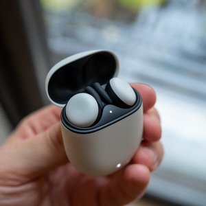 Audífonos Pix Buds Serie A con cancelación de ruido, traducción en tiempo real, bajos potentes y excelente cancelación de ruido binaural. - Product Image 4