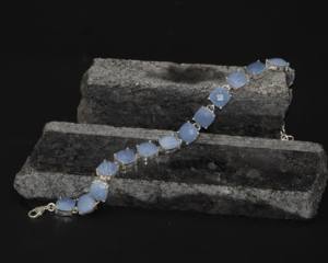 Bracelet en opalite bleue avec argent sterling 925 – Bracelet en pierre précieuse opalite fait main pour femme |   Fournisseur en gros de bijoux en argent - Product Image 4