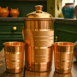 Ensemble de carafes en cuivre pour le stockage d'eau à température neutre, ensemble métallique avec verres, durable, réutilisable, vaisselle de cuisine et de salle à manger - Product Image 1