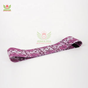 ชุดยางยืดออกกำลังกายสำหรับบริหารสะโพกผู้หญิง แบบวงกลม กว้าง กันลื่น สำหรับออกกำลังกายกล้ามเนื้อก้น ทำจากโพลีเอสเตอร์คุณภาพสูง - Product Image 5