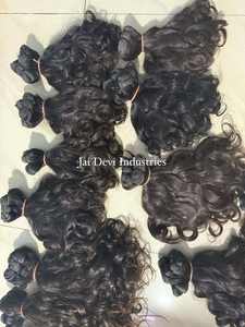 Lots de Cheveux Indiens Bruts Bouclés Type Bébé Remy, Cheveux Humains Naturels Non Traités, Cuticules Alignées, Fournisseur en Gros Direct Usine d'Inde - Product Image 4