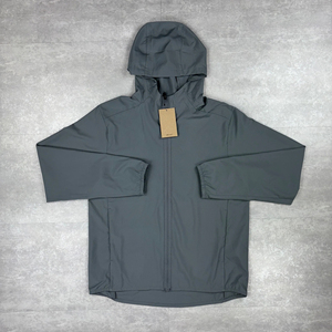 Venta al por mayor 2025: Chándal cortavientos oversize personalizable de moda urbana, el más vendido, para unisex, con servicio OEM, para pedidos al por mayor. - Product Image 3