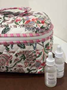 Niharo Floral <b>Quilted</b> Cotton Cosmetic <b>Bag</b> with Pink Trim Handle for Travel <b>Storage</b> Wholesale Custom Large Zipper Foldable - Product Image 4