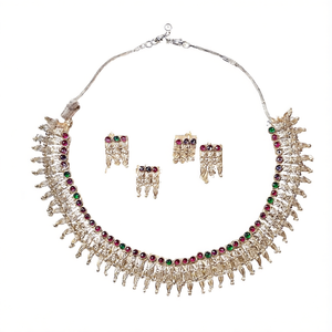 Fashion Jewelry Set Floral Patterned Ruby and Green Kemp Stone Embellished - Product Image 2