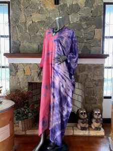 Robe kaftan en rayonne Shibori Tie Dye, tenue artistique abstraite bohème - Product Image 4