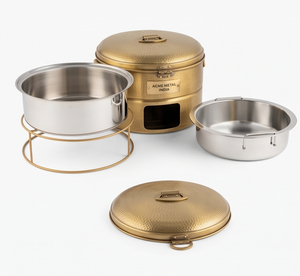 หม้อตุ๋นทรงกลม ACME METAL Royal Gold ลายตอกแบบด้านในสแตนเลสสตีล พร้อมฝาปิด เก็บความร้อนได้ดี สำหรับใช้ในครัว - Product Image 1