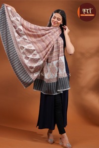 Ethnic Tropical Floral <b>Wool</b> Shawl Scarf Paisley Stripe Feather <b>Wrap</b> for Winter Wedding Festival Women - Product Image 3
