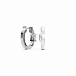 Aros de diamantes Royal Sovereign de diseño moderno en oro blanco de 18 quilates con diamantes redondos y en forma de esmeralda para mujer, de la India. - Product Image 3