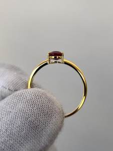 แหวนทับทิมธรรมชาติทรงรี ดีไซน์หรูหรา เงินแท้ 925 ชุบทอง 14K แหวนหมั้น แหวนขอแต่งงาน ของขวัญสำหรับผู้หญิง - Product Image 2