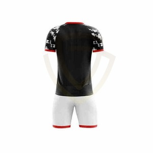 Nouveaux uniformes de football respirants à sublimation, dernière arrivée, fabrication directe d'usine, design OEM, vêtements d'équipe, uniformes de football - Product Image 6