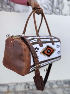 กระเป๋าเดินทางหนังแท้สไตล์วินเทจคุณภาพสูง ลายแอซเท็ก  แบบตะวันตก  ขนาดใหญ่ ใช้งานได้หลากหลาย - Product Image 2