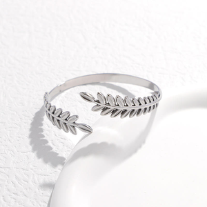 Metal <b>Crafts</b> Elegant Wide Metal Bangle Bracelet for Women with Bold Designer Patterns and Stylish Fashion Statement - Product Image 4
