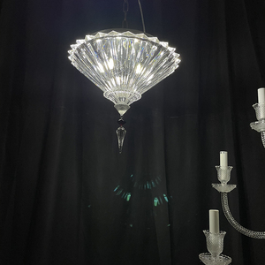 Lustre de luxe en cristal avec abat-jour en <span class=keywords><strong>verre</strong></span> cannelé, suspension à chaîne dorée, éclairage LED, garantie 3 ans, facile à installer - Product Image 4