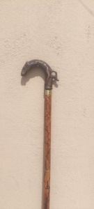 Bastón de Madera de Palisandro Hecho a Mano con Empuñadura de Cabeza de Caballo de Latón Sólido, 36 Pulgadas, Multifuncional, Estilo Vintage Marrón, para el Día de San Valentín - Product Image 6