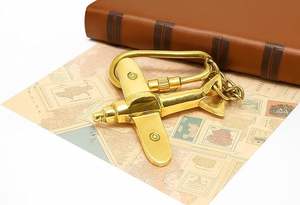 Llavero de Avión con Brújula de Latón Vintage, Hecho a Mano, con Clip de Mosquetón, Diseño Clásico de Avión, Regalo para Amantes de la Aviación - Product Image 5