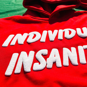 Sweat à capuche personnalisé avec impression 3D en relief pour homme, streetwear, coton lourd 100%, coupe ample et carrée, pull en molleton rouge - Product Image 2