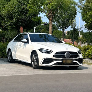 Mercedes Benz C200 L Sport 48V Mild Hybrid Luxury Sedan Usado del 2022 - Product Image 3