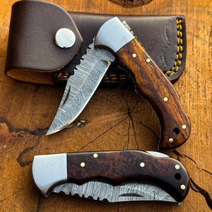 UA Supplies Damascus Steel Back Lock Folding <b>Knife</b> Handmade Wooden <b>Handle</b> Razor Sharp Factory Direct Best Prices Low MOQs OEM - Product Image 1