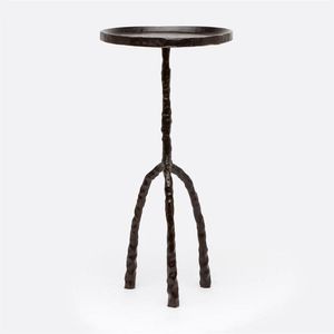 โต๊ะข้างโลหะสไตล์อินดัสเทรียล ตกแต่งอย่างมีเอกลักษณ์ พร้อมพื้นผิวที่ทนทาน เหมาะสำหรับเพิ่มความโดดเด่นให้กับบรรยากาศลอฟท์ในเมือง - Product Image 5