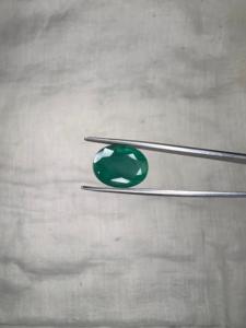 Émeraude naturelle zambienne de 5,44 carats, taille poire, pierre précieuse verte, pour la fabrication de bijoux fins, fournisseur en gros - Product Image 1