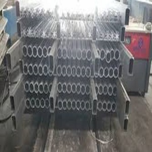 ผู้ผลิตโปรไฟล์อลูมิเนียมอุตสาหกรรม 40x40 6ม. โครงอลูมิเนียม 4040 โปรไฟล์อลูมิเนียม 40x40 โปรไฟล์อลูมิเนียมอัดขึ้นรูป - Product Image 4