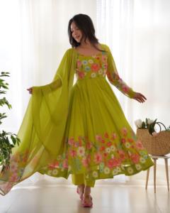 Trend Setter Indian Pakistani Elegant Showstopper Designer <b>Red</b> Bridal Wear Salwar Suit Latest Exclusive Most Trendy Party Wear - Product Image 1