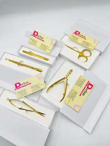 Juego de Herramientas de Belleza para el Cuidado de las Uñas de Acero Inoxidable Sostenible, Tijeras de Manicura de Plasma Dorado, Pinzas, Cortaúñas Reutilizables, Empujador de Cutículas - Product Image 2