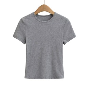 เสื้อยืดแขนสั้นผู้ชาย คอกลม สีพื้น ผ้าถัก ทรงปกติ สไตล์ลำลอง สีเทา สีแดงเบอร์กันดี สีม่วง สีขาว สีดำ - Product Image 2