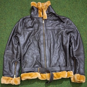 Chaqueta de cuero negro de vaca de primera calidad hecha a mano para hombre, con cuello de piel sintética, estilo shearling cálido, chaqueta bomber moderna personalizada. - Product Image 6