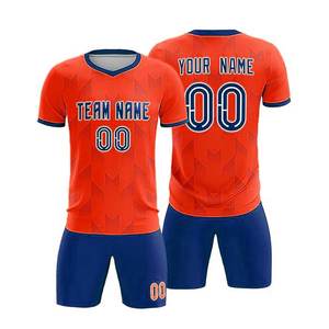 Derniers ensembles d'uniformes de football 2026 fabriqués en usine, de haute qualité, conception OEM personnalisée, maillots imprimés respirants 100% à prix abordables - Product Image 1