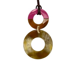 Boucles d'oreilles ovales DTJ DHP-789 pour femmes, en corne de buffle naturelle de haute qualité, équitable, plaquées laque, faites à la main, collection 2026 - Product Image 2
