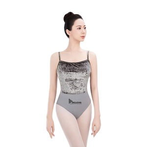 Justaucorps personnalisé en velours écrasé 240 GSM, polyester élasthanne, bretelles spaghetti, bicolore, extensible, pour la danse, la gymnastique et l'entraînement - Product Image 1