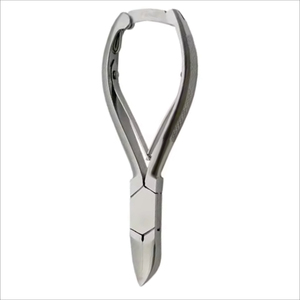 Coupe-ongles et pince à cuticules professionnels pour éliminer les peaux mortes – Instruments de beauté - Product Image 5