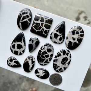 Venta al por mayor de piedras preciosas sueltas de septariano negro natural de la mejor calidad, pulidas para la fabricación de collares, con propiedades curativas. - Product Image 4