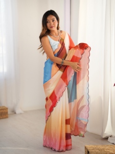 Sari de Chinnon de Primera Calidad con Hermoso Trabajo de Bordado Kutchi y Borde de Encaje con Espejos para Mujer, Disponible al Mejor Precio - Product Image 4