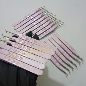ดีไซน์เคลือบผงกลิตเตอร์แบบใหม่ พร้อมด้ามจับรูปผีเสื้อ 90 °   แหนบปลายไฟเบอร์สำหรับต่อขนตาแบบเส้นเดียวและแบบแยกเส้น - Product Image 6