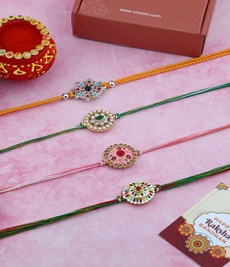 Rakhi de Diseño con Piedras Multicolores, Hecho a Mano, Ajustable, Joyería Festiva, Regalo para Hermano, Joyería Única para Raksha Bandhan - Product Image 1