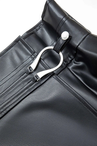 Nouvelle conception Jupe-culotte en cuir noir taille haute pour femme avec ceinture et boucle argentée style moto, effet délavé - Product Image 5
