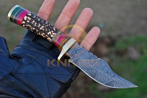 Cuchillo de Caza Premium de Acero de Damasco con Mango Estilo Asta de Ciervo, Cuchillo de Hoja Fija para Supervivencia al Aire Libre y Camping - Product Image 4