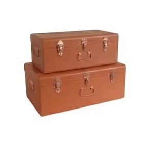 Ensemble de 2 coffres de rangement en métal rose poudré, vintage, décoratifs, avec quincaillerie or rose - Product Image 2