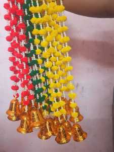 Guirnalda de Seda Realista con Cuentas de Pompón y Campanas, Decoración Colorida para Fiestas, Festivales, Holi, Diwali, Templos, Fondo de Escenario - Product Image 3