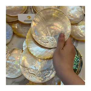 Bandeja de nácar con tiras de nácar sobre base con apariencia de teca para degustación de postres y servicio de café, hecha a mano en Vietnam. - Product Image 5