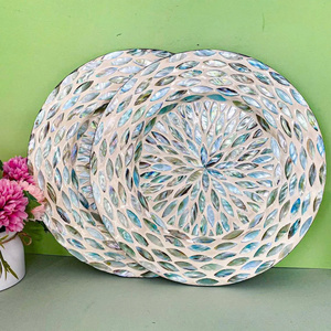 Plateau décoratif de luxe de haute qualité avec incrustation de nacre et couvercle en verre, fabriqué au Vietnam. - Product Image 1